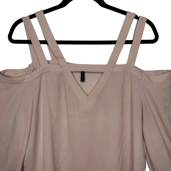 BCBGMAXAZRIA Tina Bare Pink Woven Exposed Shoulder Subtle balloon sleeve top Lg - Picture 3 of 9